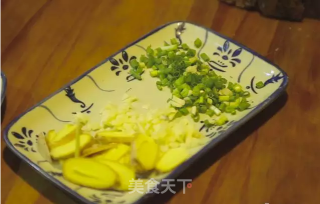 Chaoyin Trendy: Braised Winter Melon with Meatballs and Preserved Vegetables recipe