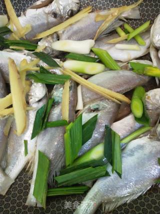 Braised Fried White Auntie recipe