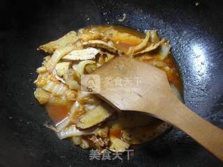 Stir-fried Cabbage with Beef Sauce recipe