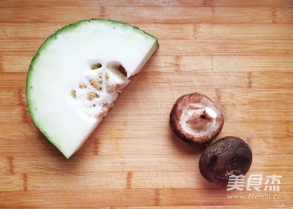 Winter Melon and Mushroom Soup recipe