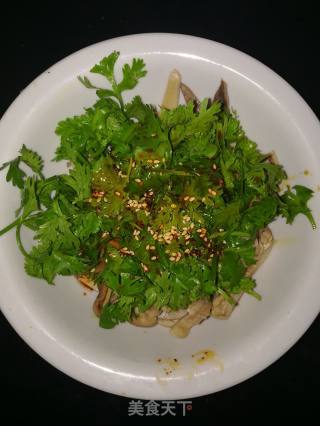 Coriander and Red Oil Mixed Pork Belly recipe