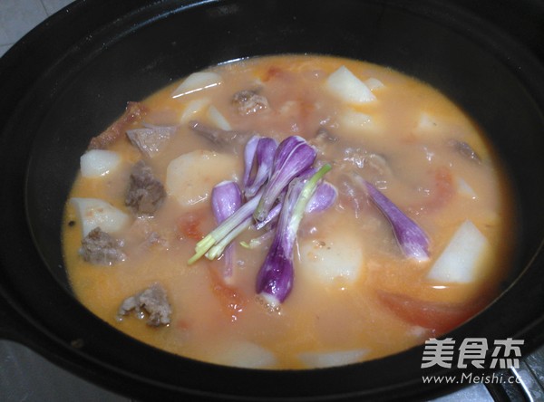 Tomato Potato Beef Soup recipe