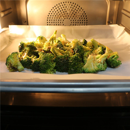 Nutritional and Delicious Combination of Weight Loss: Broccoli Roasted Beef Tenderloin recipe