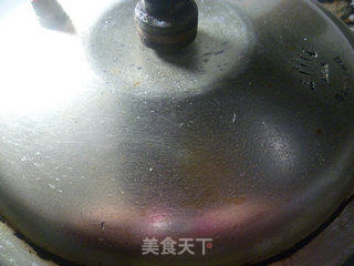 Peanuts, Lotus Seeds and Trotters Soup recipe