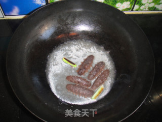 Simmered Sea Cucumber with Millet in Soup recipe