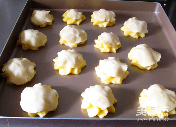 Meringue Puffs recipe