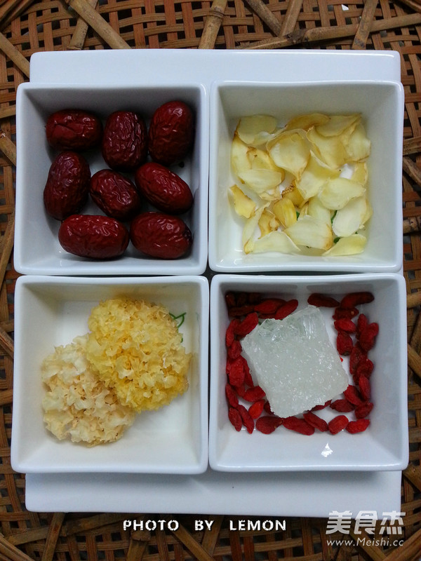 Tremella and Red Date Soup recipe