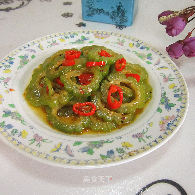 Spicy Stir-fried Bitter Gourd Roll recipe