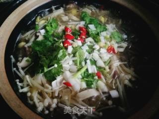 Duck Blood Vermicelli Soup recipe