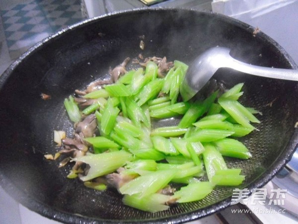 Celery Chicken Hearts recipe