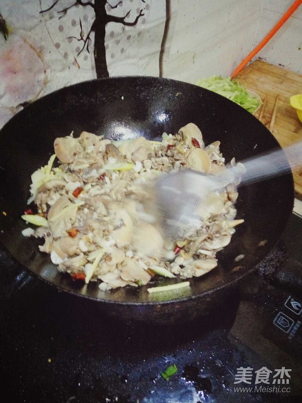 Stir-fried River Clam Meat recipe