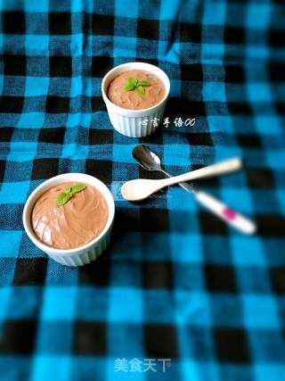 What to Do with The Extra Egg Yolk-authentic Chocolate Mousse recipe