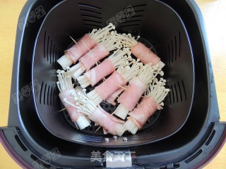 Bacon Enoki Mushroom Roll recipe