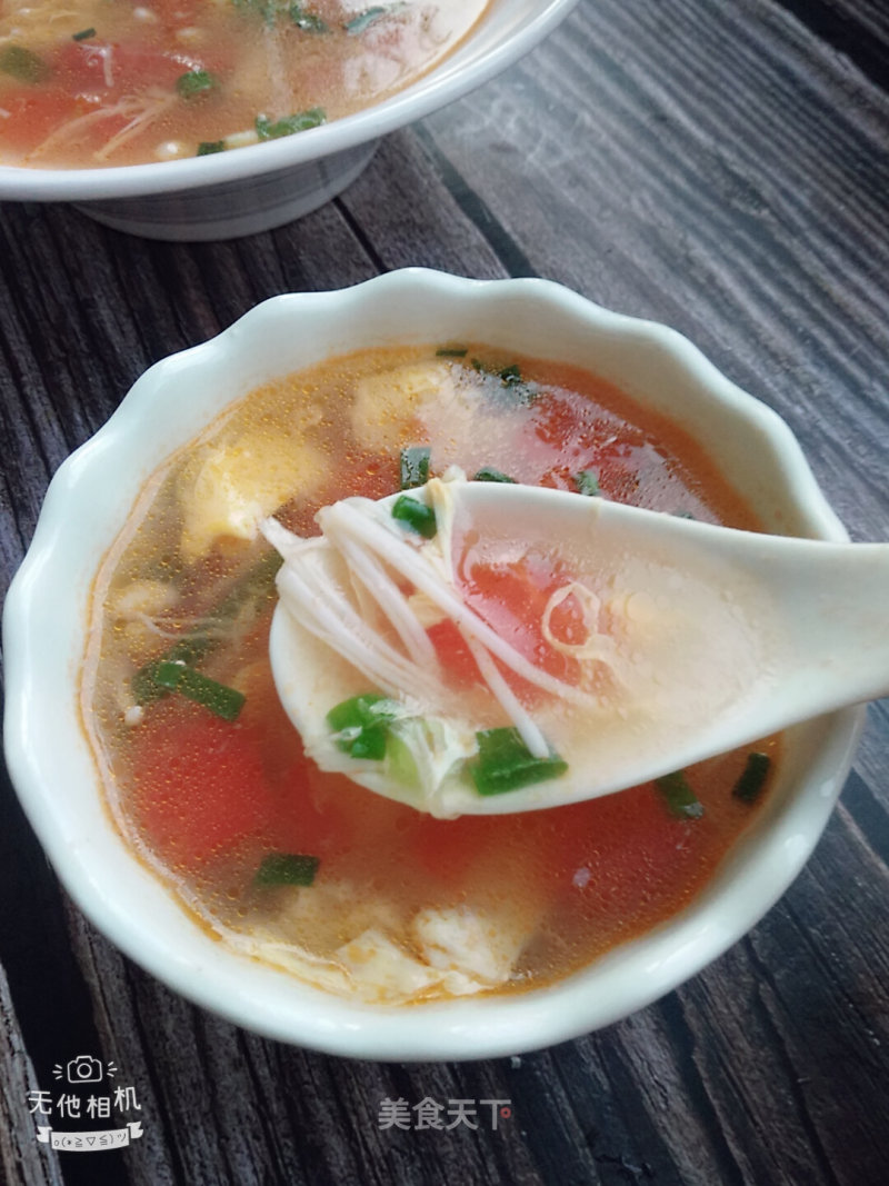Tomato and Enoki Mushroom Egg Soup recipe