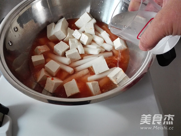 Kimchi Rice Cake Tofu Soup recipe