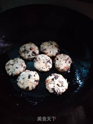 Carrot and Mushroom Cake recipe