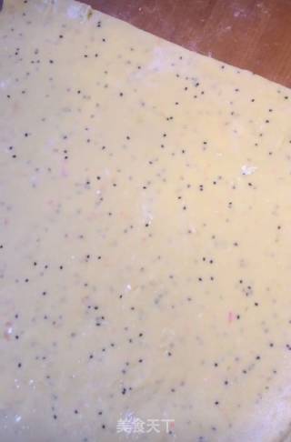 Tomato Sesame Crisp recipe