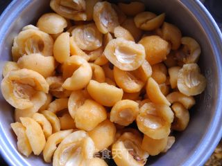 【homemade Loquat Sauce】 recipe
