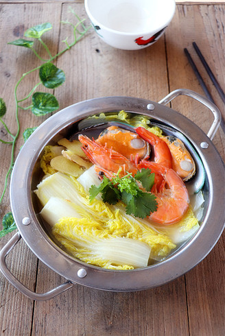 #冬至大如年# Seafood Braised Cabbage recipe
