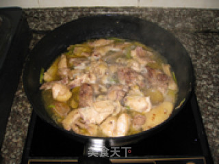 Chicken Stewed with Mushrooms recipe