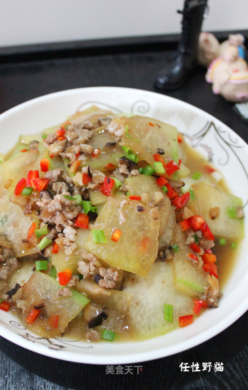 Quick Home Cooking-fried Winter Melon with Shiitake Mushrooms and Minced Meat recipe