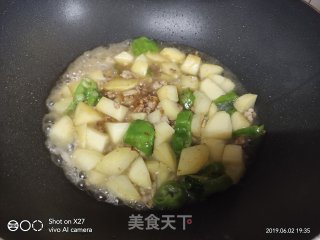 Braised Potatoes with Minced Meat recipe