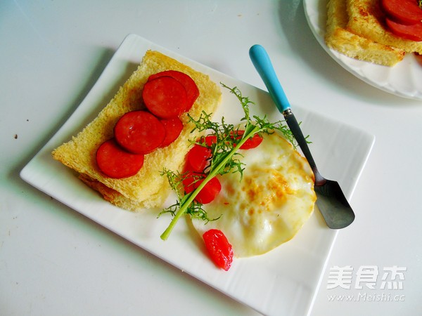 5-minute Breakfast with Toast Omelette recipe