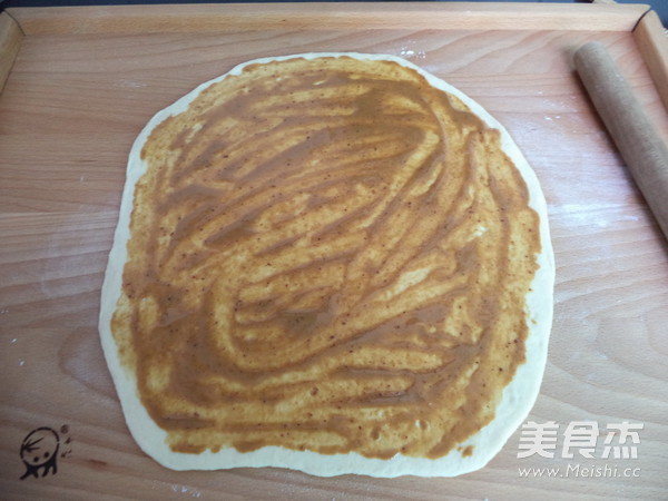 Biscuits with Pretzel Sauce recipe