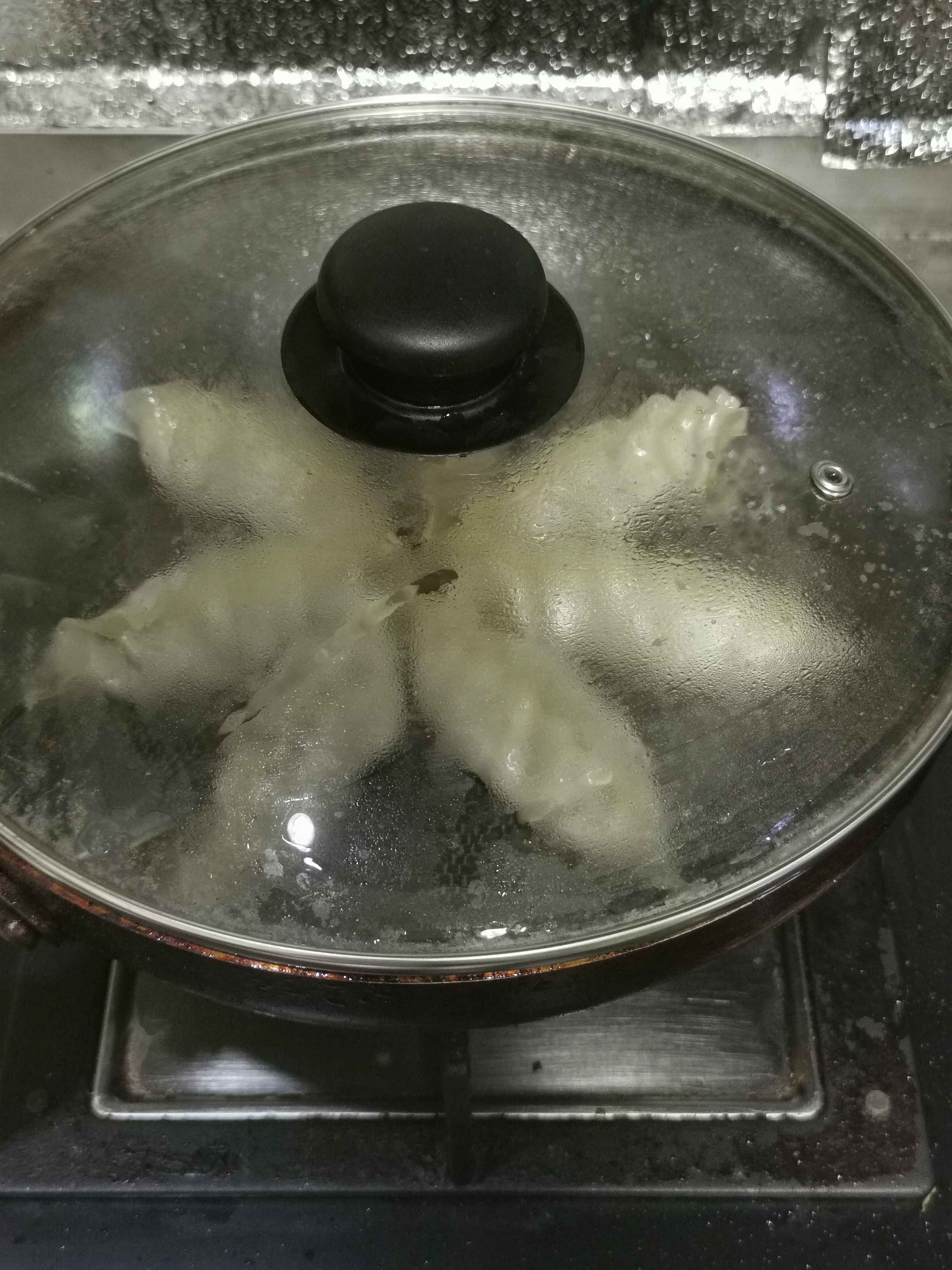 A Delicious Breakfast in 5 Minutes ~ Baodan Fried Dumplings recipe