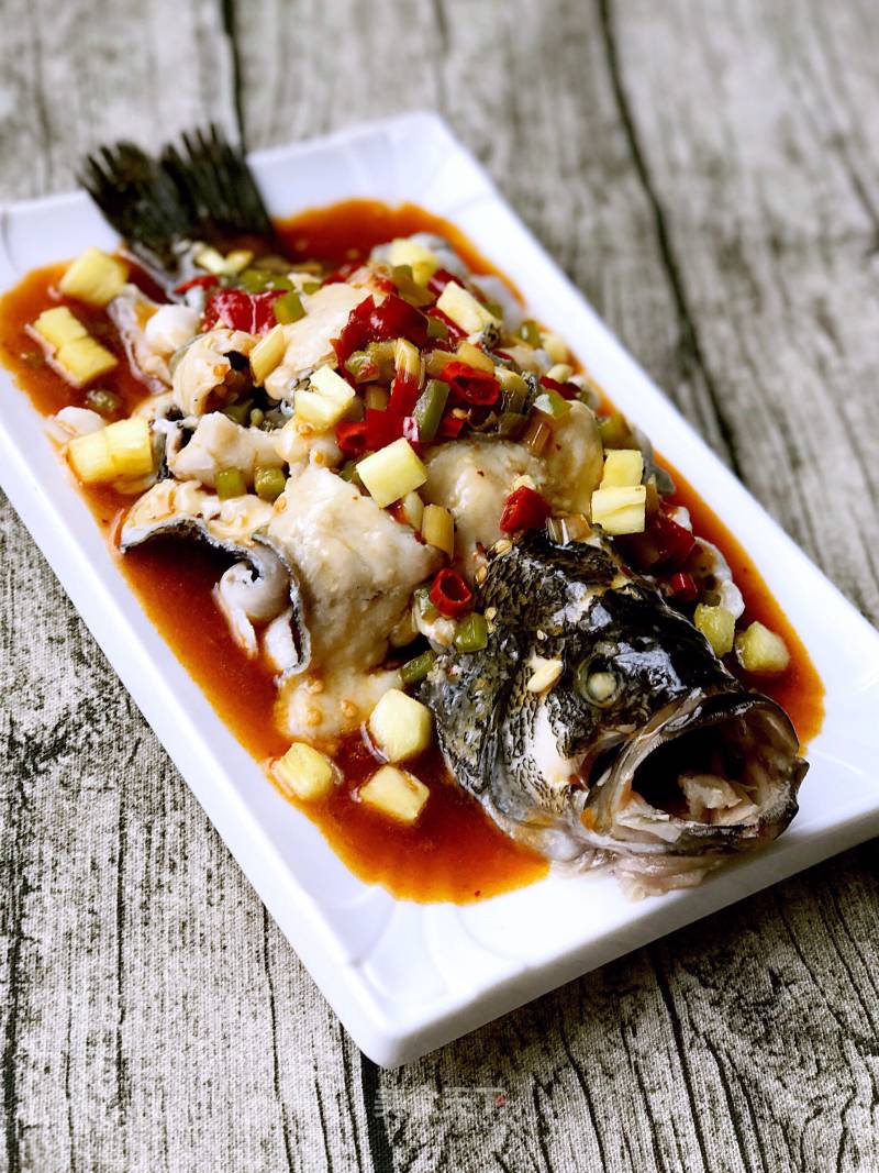 Perch with Fruity Sauce recipe