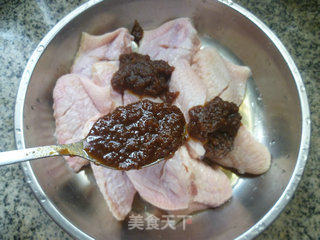 Braised Chicken Wings with Shacha Sauce recipe