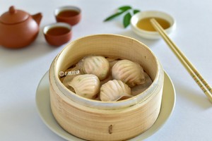 Crystal Shrimp Dumplings & Fragrant Custard Buns (feedback from The Live Video of The Kitchen Studio) recipe