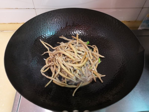 Stir-fried Chashu Mushroom and Chinese Cabbage recipe