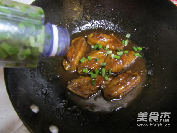 Sauce Chicken Wings recipe