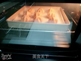 Meringue Walnuts recipe