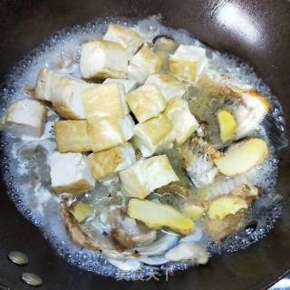 Fish Head Stewed Tofu recipe