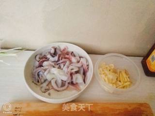 Stir Fried Squid with Garlic recipe