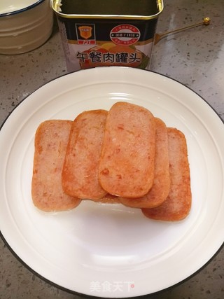 Pan-fried Luncheon Meat recipe