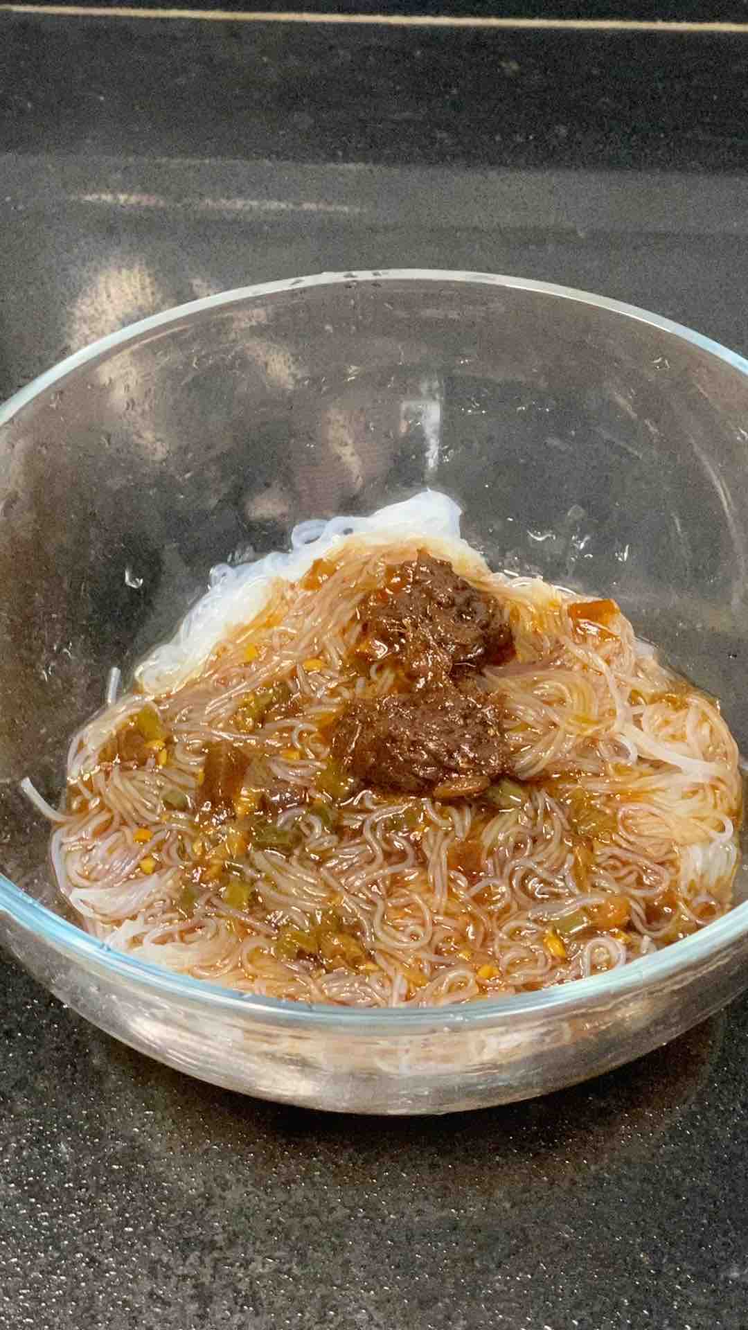 Shrimp Paste Cold Vermicelli, Delicious and Appetizing recipe