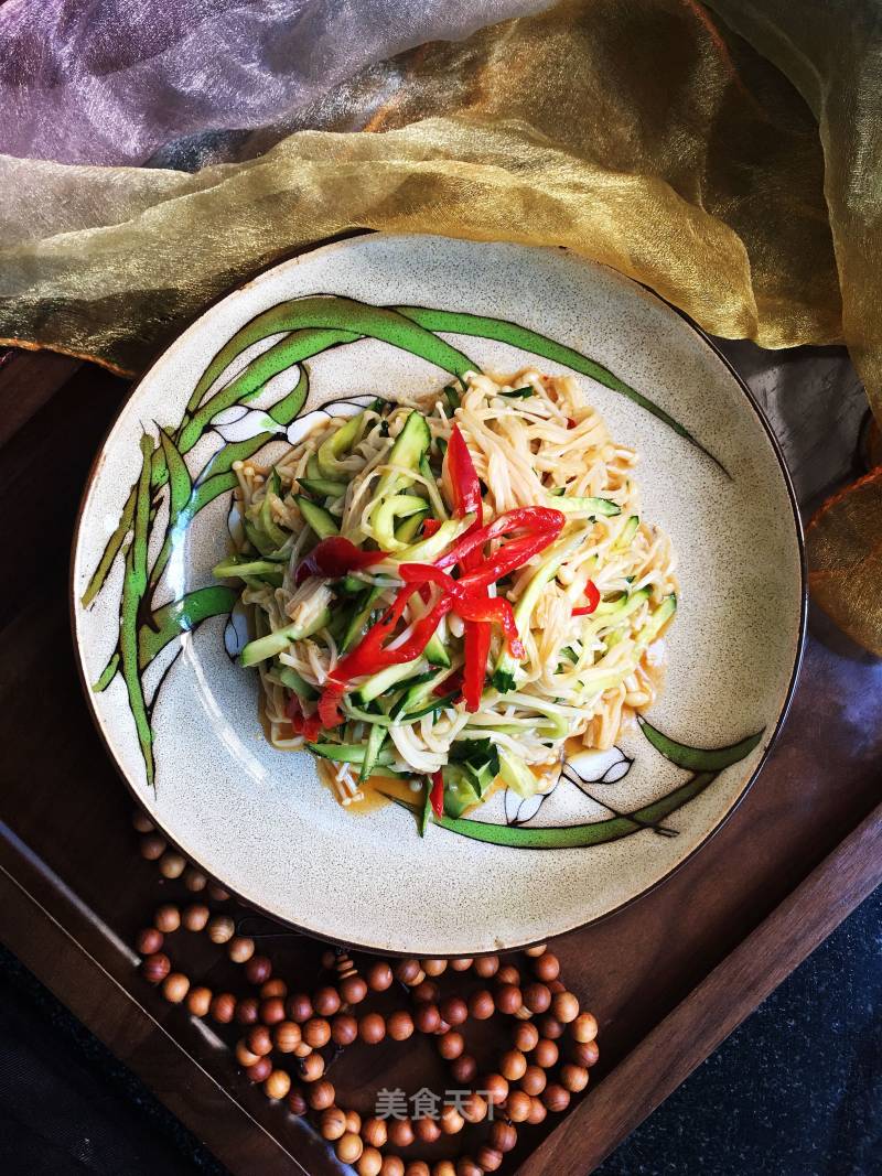 Enoki Mushroom Mixed with Cucumber recipe