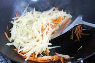 Vegetarian Fried Potato Shreds recipe