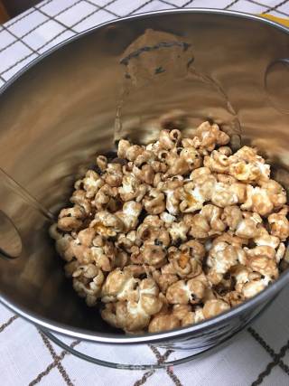 Homemade Snacks-caramel Popcorn recipe