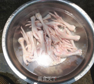 Soy Sauce Chicken Feet recipe