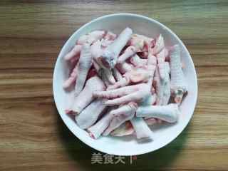 Hot and Sour Chicken Feet recipe