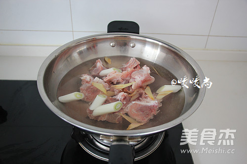 Cordyceps Flower Yam Pork Bone Soup recipe