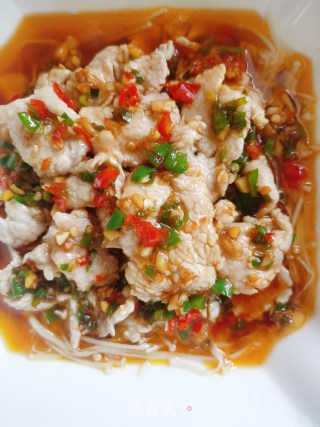 Enoki Mushroom Sliced Pork recipe