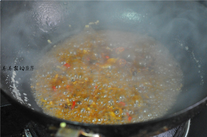 Stir-fried Black Sesame Balls recipe
