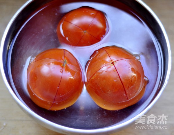 Tomato Enoki Mushroom Soup recipe