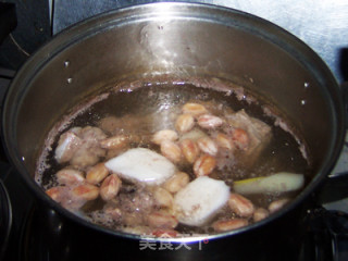 Chinese Wolfberry and Yam Ribs in Clay Pot recipe