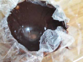 Chocolate Bowl-eat The Bowl with Snacks recipe